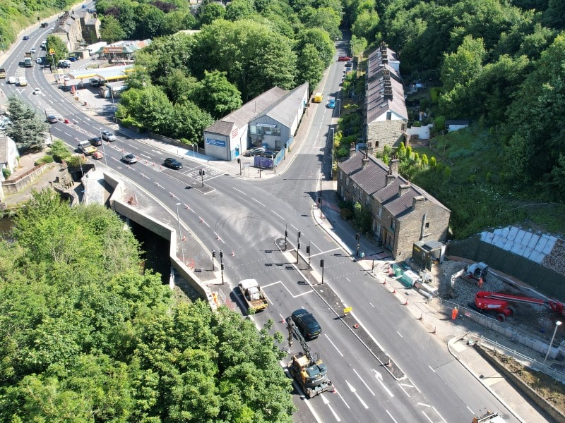 Vehicles travel along the A629 at Jubilee Road.